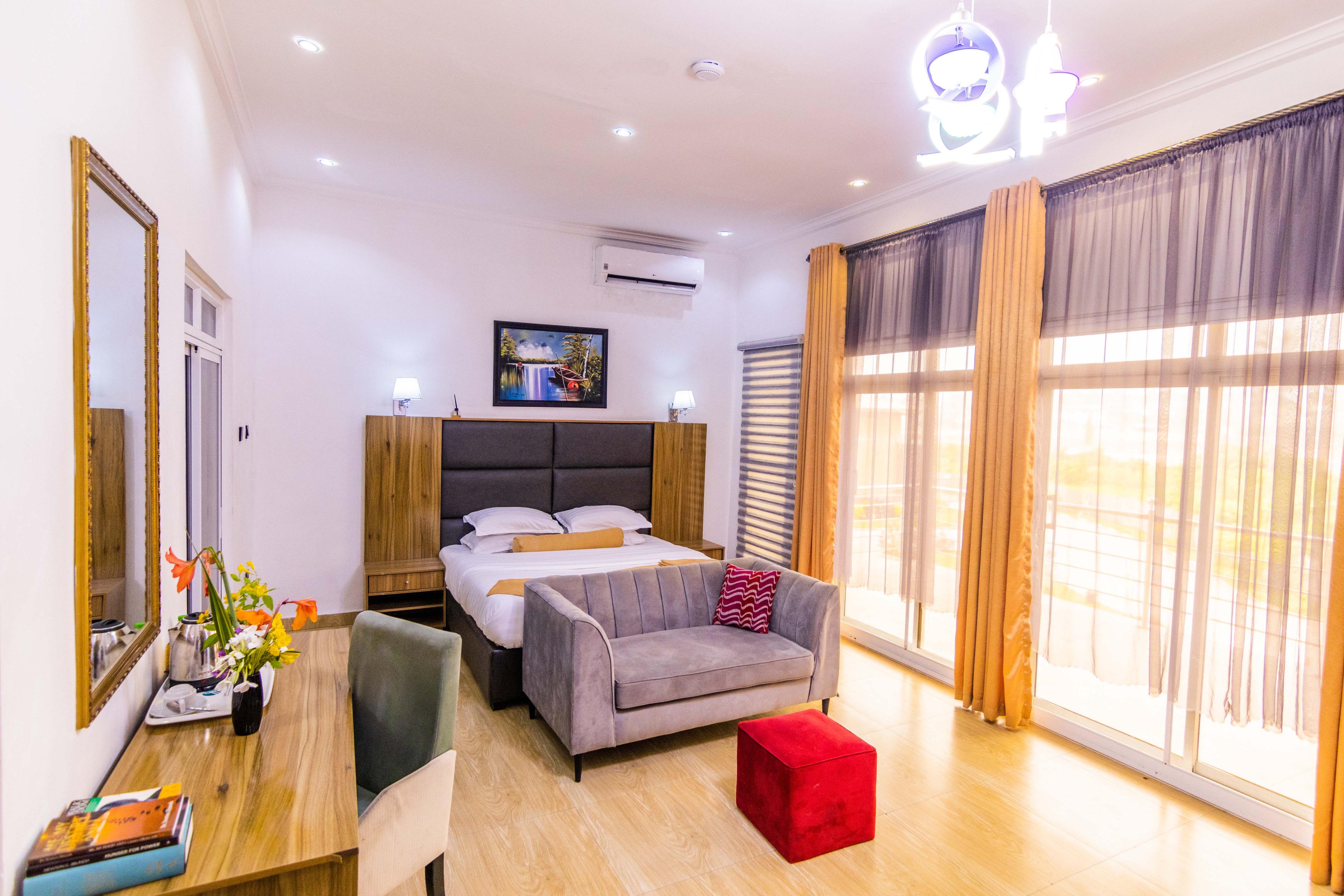 Deluxe Suite